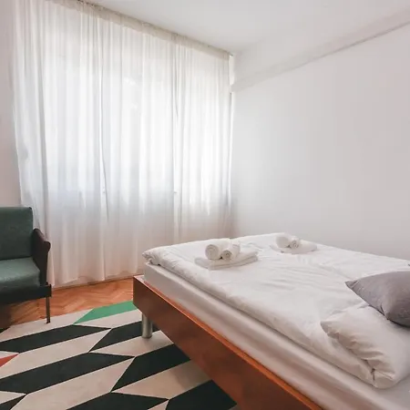 Baba's Place Apartment *
